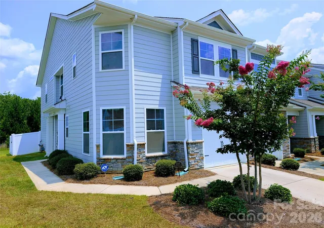 Photo 1 of Sale Pending at 644 Altamonte Dr, Clover, SC 29710 | MLS# 4406415 | Listing updated on 2026-08-20