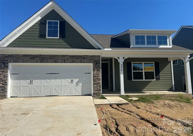 Photo 1 of Single family home for sale at 8470 Acadia Pkwy, Sherrills Ford, NC 28673 | MLS# 4406421 | Listing updated on 2026-10-24