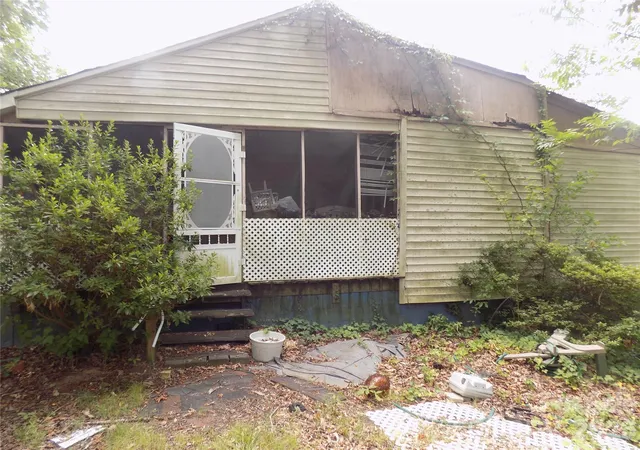Photo 3 of Single family home for sale at 604 W Harrison Ave, Gastonia, NC 28052 | MLS# 4406432 | Listing updated on 2026-10-06