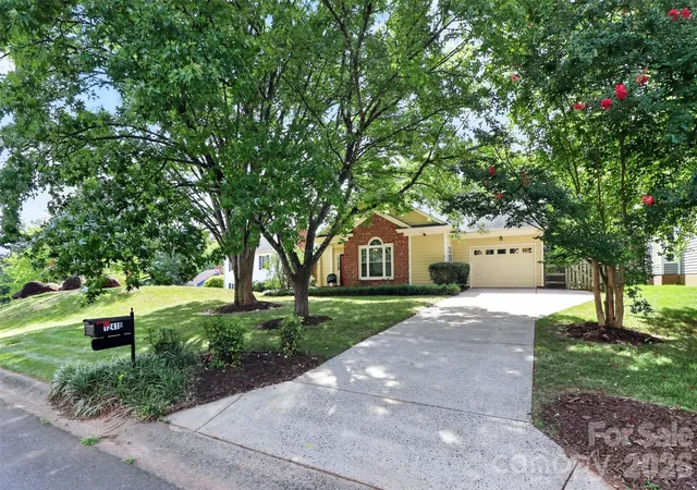 1st image of 12410 Cool Mist Ln, Huntersville, NC 28078 | MLS# 4406459