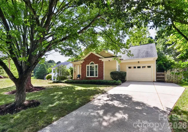2nd image of 12410 Cool Mist Ln, Huntersville, NC 28078 | MLS# 4406459