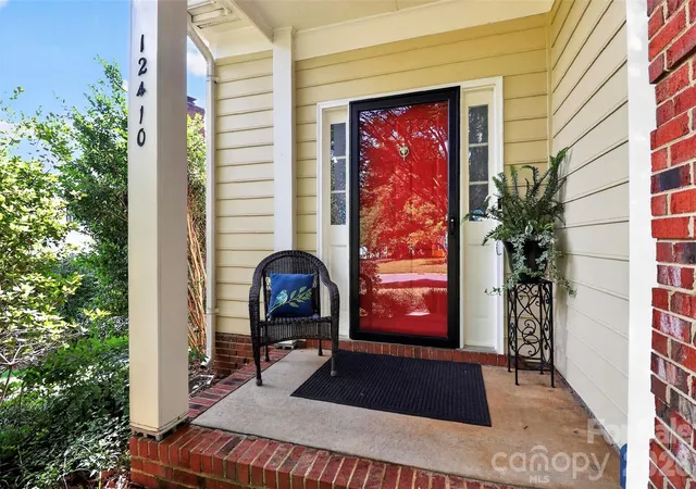 3rd image of 12410 Cool Mist Ln, Huntersville, NC 28078 | MLS# 4406459