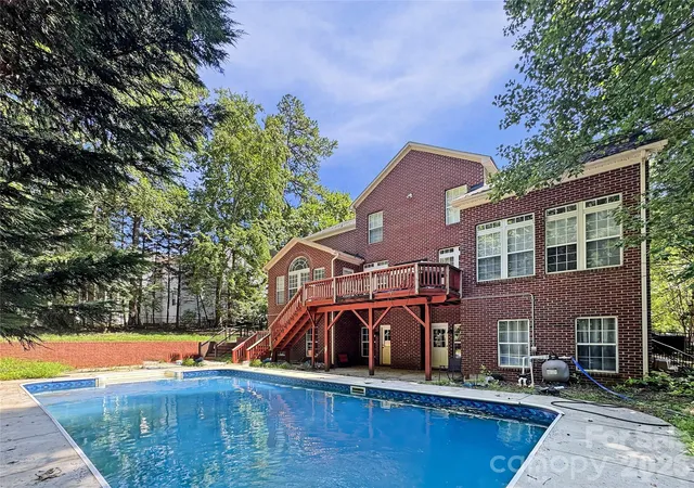 Photo 3 of Single family home for sale at 6119 Savannah Grace Ln, Huntersville, NC 28078 | MLS# 4406461 | Listing updated on 2026-10-03