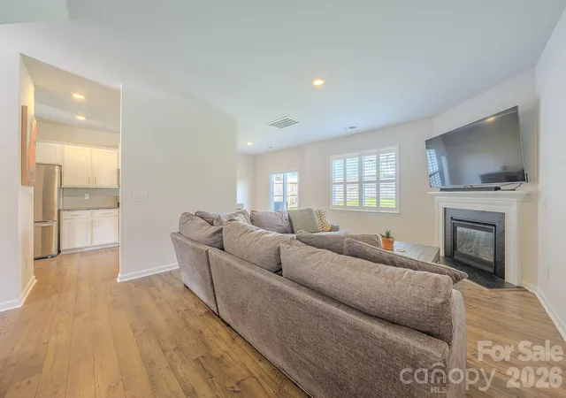 Photo 3 of Single family home for sale at 355 Tavernier Ln, Candler, NC 28715 | MLS# 4406463 | Listing updated on 2026-09-25