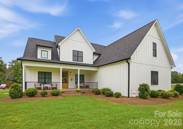 3rd image of 257 Glenwood Dr, Oakboro, NC 28129 | MLS# 4406473