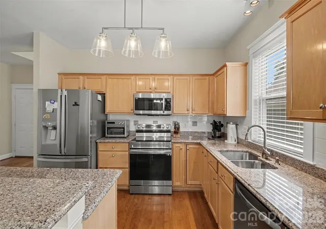 4th image of 10753 Tradition View Dr, Charlotte, NC 28269 | MLS# 4406474