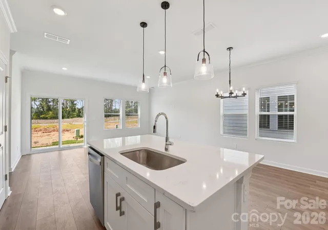 4th image of 9004 Foggy Brook Loop, Charlotte, NC 28269 | MLS# 4406482