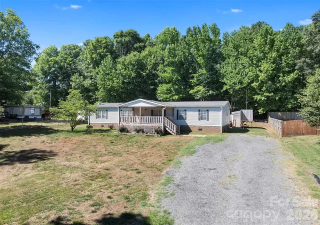 Photo 3 of Single family home for sale at 199 Sable Ln, Thomasville, NC 27360 | MLS# 4406494 | Listing updated on 2026-07-29