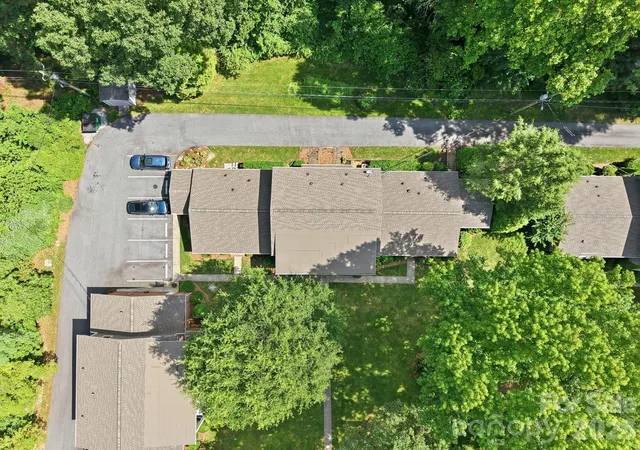 34th image of 101 Boyd Dr #2C, Flat Rock, NC 28731 | MLS# 4406535