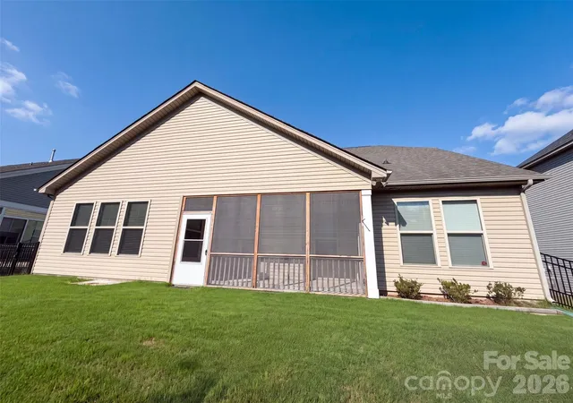 Photo 4 of Single family home for sale at 9565 Horsebit Ln, Concord, NC 28027 | MLS# 4406554 | Listing updated on 2026-08-06