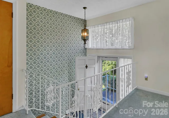 Photo 2 of Single family home for sale at 28 Glenview Rd, Asheville, NC 28804 | MLS# 4406564 | Listing updated on 2026-10-08