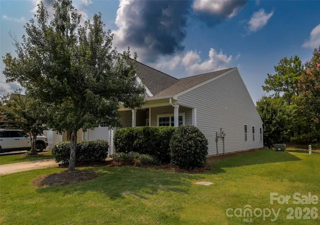 Photo 3 of Sale Pending at 5061 Newport Lakes Dr #11, Rock Hill, SC 29732 | MLS# 4406565 | Listing updated on 2026-08-24