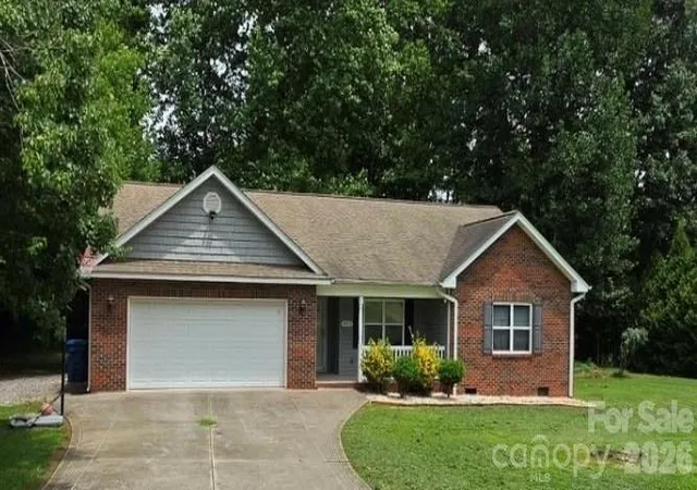 Photo 1 of Single family home for sale at 3402 Danial St, Conover, NC 28613 | MLS# 4406576 | Listing updated on 2026-10-03