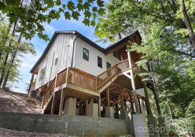 Photo 2 of Single family home for sale at 338 Hawks Ter, Lake Lure, NC 28746 | MLS# 4406577 | Listing updated on 2026-09-14