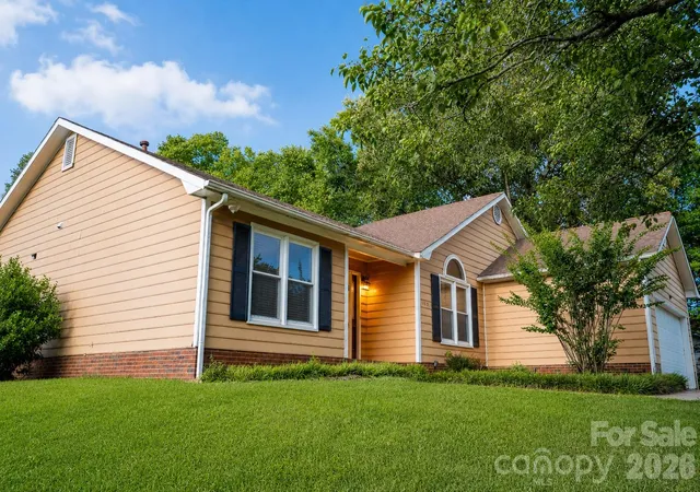 Photo 3 of Single family home for sale at 11513 Waterflower Ln, Charlotte, NC 28262 | MLS# 4406582 | Listing updated on 2026-09-08