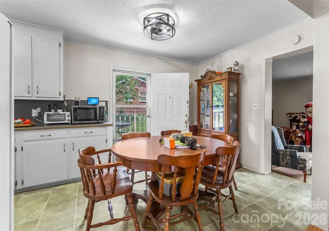 5th image of 315 Windwood Dr, Bessemer City, NC 28016 | MLS# 4406599