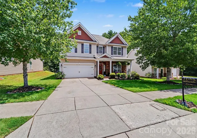 Photo 2 of Single family home for sale at 4916 Elementary View Dr, Charlotte, NC 28269 | MLS# 4406604 | Listing updated on 2026-09-25