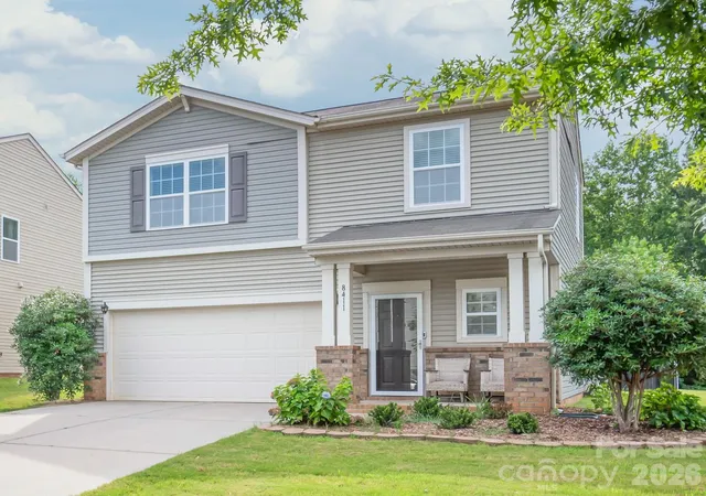 Photo 2 of Single family home for sale at 8411 Romana Red Ln, Charlotte, NC 28213 | MLS# 4406606 | Listing updated on 2026-10-06
