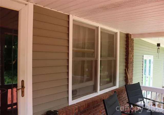 4th image of 9 Wooded Valley Ln, Burnsville, NC 28714 | MLS# 4406646