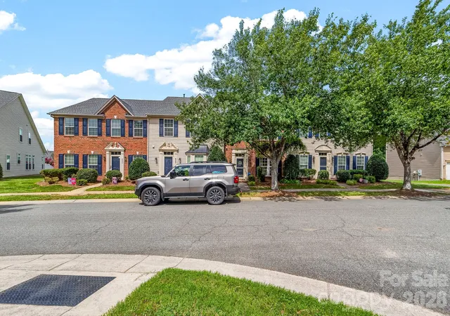33rd image of 8261 Bridgegate Dr, Huntersville, NC 28078 | MLS# 4406688