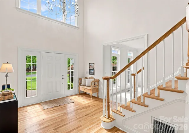 Photo 3 of Single family home for sale at 1012 Easthampton Ln, Waxhaw, NC 28173 | MLS# 4406705 | Listing updated on 2026-09-25