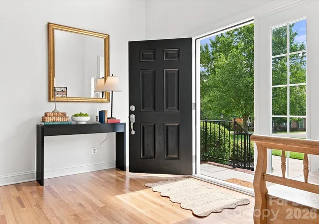 Photo 4 of Single family home for sale at 1012 Easthampton Ln, Waxhaw, NC 28173 | MLS# 4406705 | Listing updated on 2026-09-25