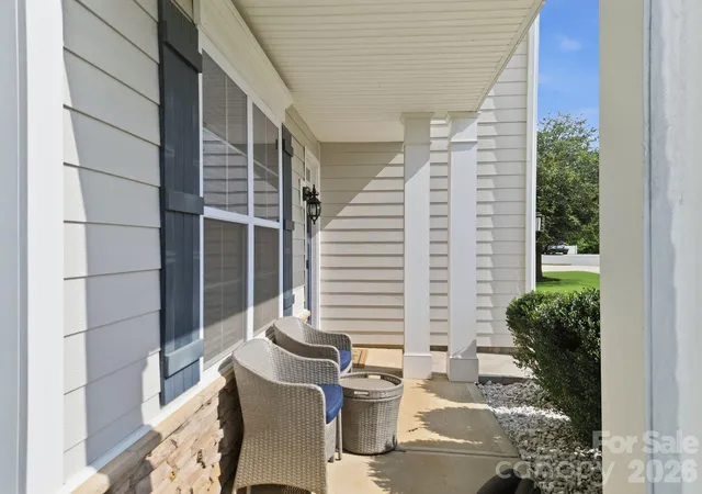 Photo 3 of Single family home for sale at 3830 Lake Breeze Dr, Sherrills Ford, NC 28673 | MLS# 4406708 | Listing updated on 2026-10-27