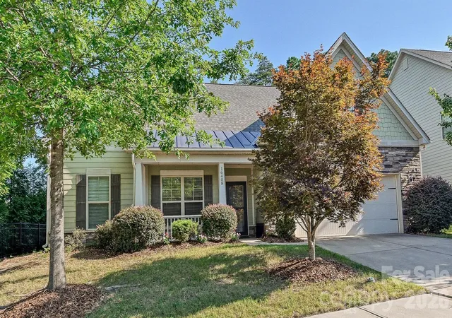 2nd image of 16408 Mckee Ridge Dr, Charlotte, NC 28278 | MLS# 4406733