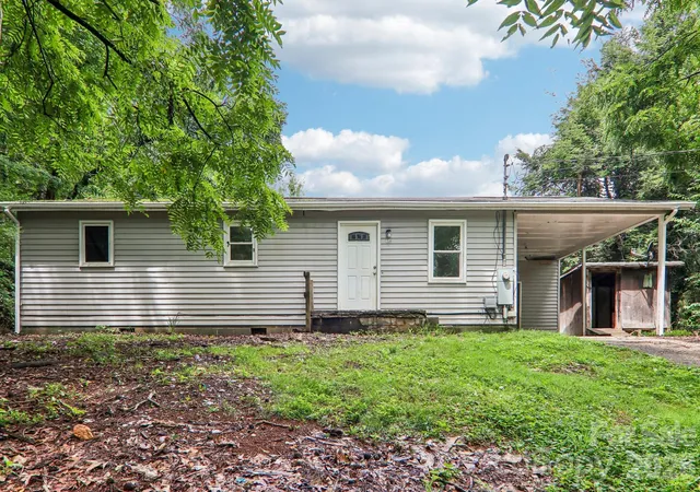 1st image of 24 Bryson St, Waynesville, NC 28786 | MLS# 4406741