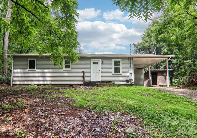 3rd image of 24 Bryson St, Waynesville, NC 28786 | MLS# 4406741