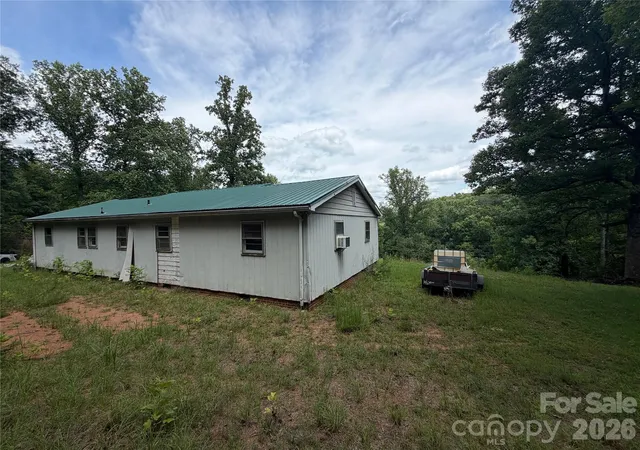 Photo 4 of Single family home for sale at 5022 Old Nc 18 Hwy, Connellys Springs, NC 28612 | MLS# 4406749 | Listing updated on 2026-09-12