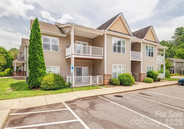 image of 15 Mill Creek Loop, Asheville, NC 28806