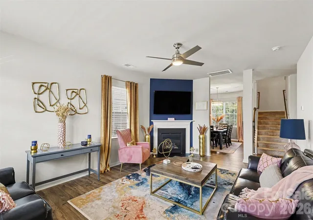 Photo 2 of Single family home for sale at 7573 Stonehouse Dr, Gastonia, NC 28056 | MLS# 4406760 | Listing updated on 2026-09-28