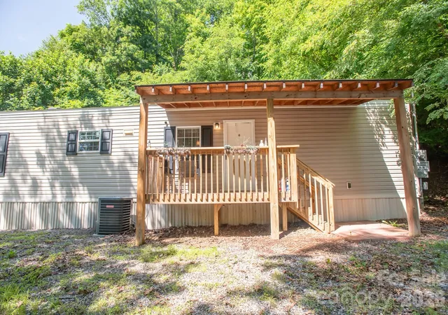 1st image of 1066 Pisgah Dr, Canton, NC 28716 | MLS# 4406771