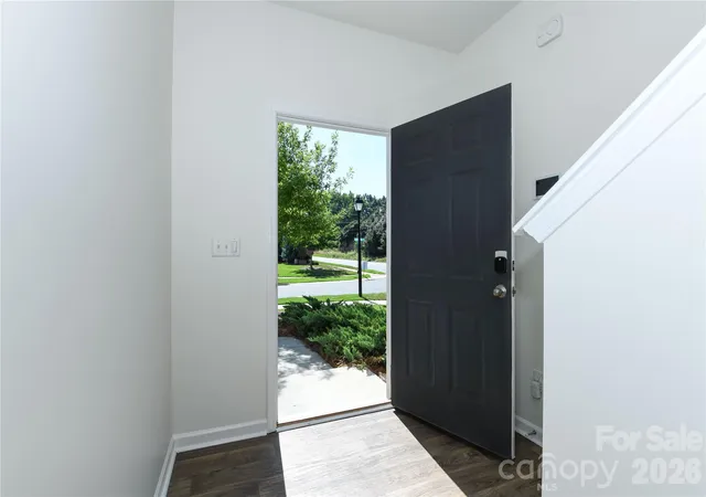 Photo 3 of Townhouse for sale at 6005 Guildford Hl Ln, Charlotte, NC 28215 | MLS# 4406775 | Listing updated on 2026-10-28