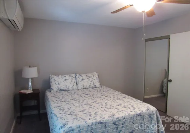 Listing Photo 2 - Condo for sale in building located at 6 Woodlands Dr, Black Mountain, NC 28711 - Unit #