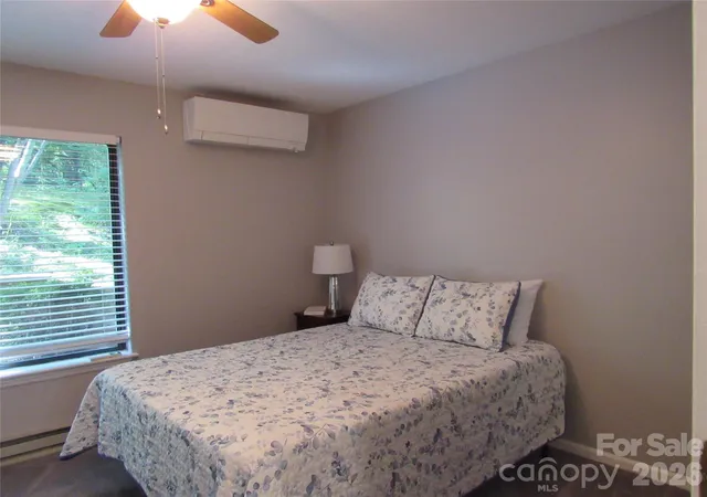 16th image of 6 Woodlands Dr, Black Mountain, NC 28711 | MLS# 4406777