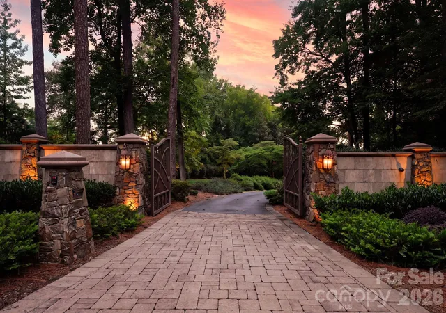 2nd image of 139 Hollen Ln, Mooresville, NC 28117 | MLS# 4406781