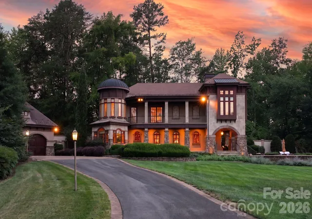 Photo 3 of Single family home for sale at 139 Hollen Ln, Mooresville, NC 28117 | MLS# 4406781 | Listing updated on 2026-09-24