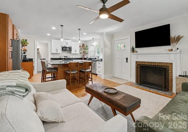 Photo 3 of Single family home for sale at 166 Wilson St NE, Concord, NC 28025 | MLS# 4406783 | Listing updated on 2026-08-26