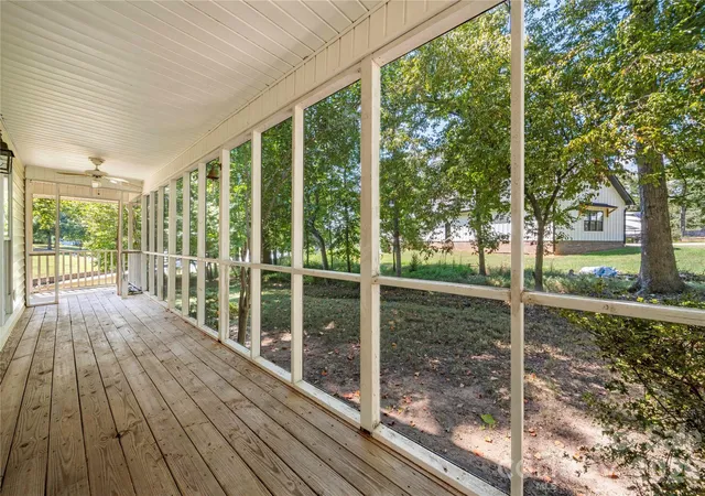Photo 4 of Single family home for sale at 142 Harbor Point Dr #31, Cherryville, NC 28021 | MLS# 4406785 | Listing updated on 2026-09-19