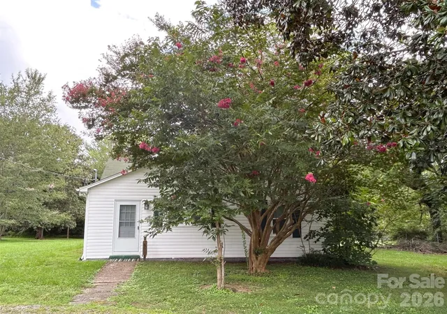 18th image of 661 Central St, Hudson, NC 28638 | MLS# 4406786