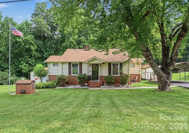 1st image of 3748 Camp Stewart Rd, Charlotte, NC 28215 | MLS# 4406800