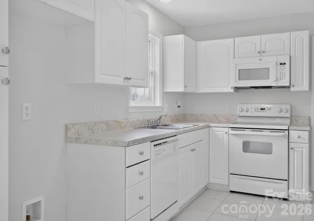 Photo 3 of Single family home for sale at 373 Sailway Rd, Winston Salem, NC 27127 | MLS# 4406802 | Listing updated on 2026-09-21