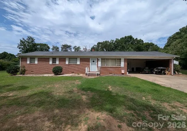 1st image of 4835 Salisbury St, Hickory, NC 28601 | MLS# 4406816
