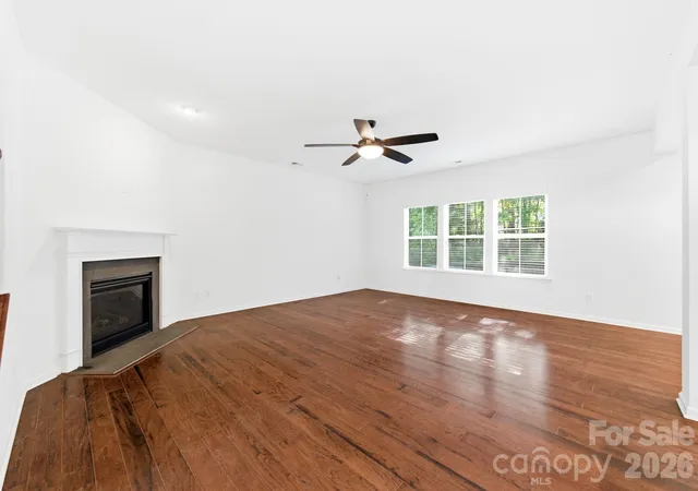 image of 9631 Daufuskie Dr, Charlotte, NC 28278 | MLS# 4406822