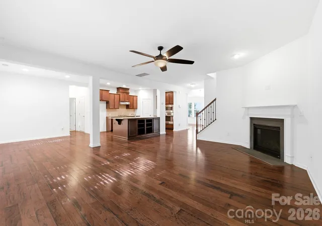 image of 9631 Daufuskie Dr, Charlotte, NC 28278 | MLS# 4406822