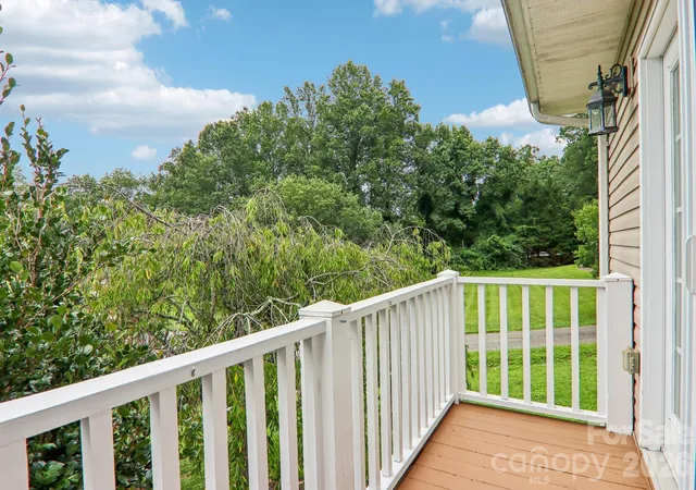 40th image of 3311 Sandy Dr #1, Hendersonville, NC 28792 | MLS# 4406829