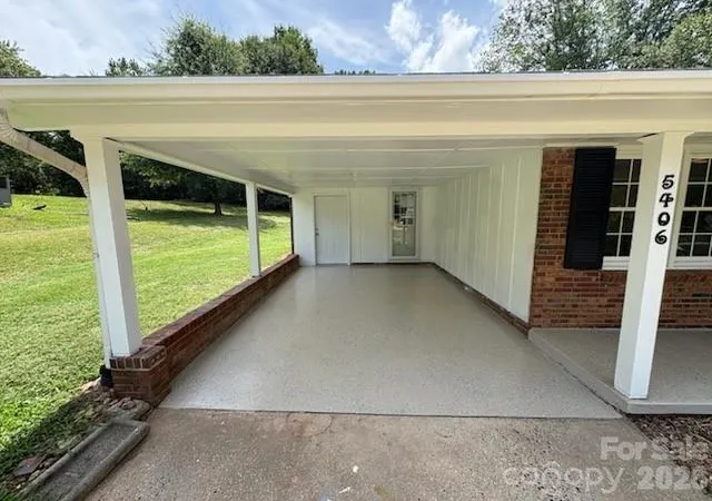 Photo 4 of Single family home for sale at 5406 Canterbury Rd, Shelby, NC 28152 | MLS# 4406831 | Listing updated on 2026-08-18