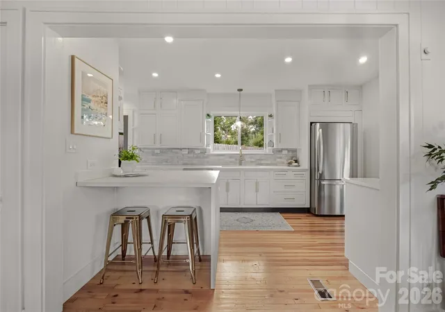 4th image of 10 Springdale Rd, Asheville, NC 28805 | MLS# 4406855